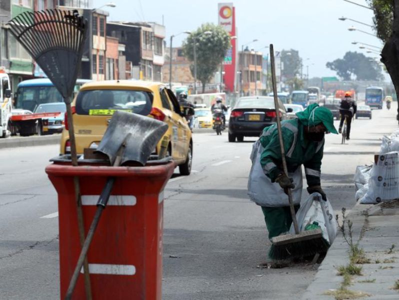 acciones para reducir la basura en las calles empleados