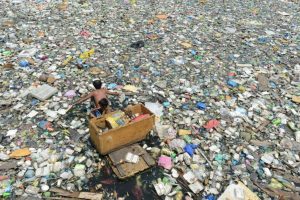 imagenes de lugares contaminados mar de basura
